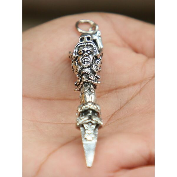 Pendant