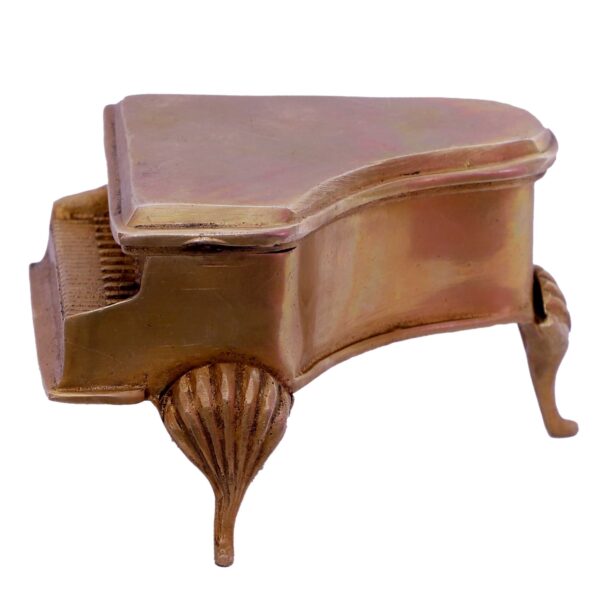 Piano Model