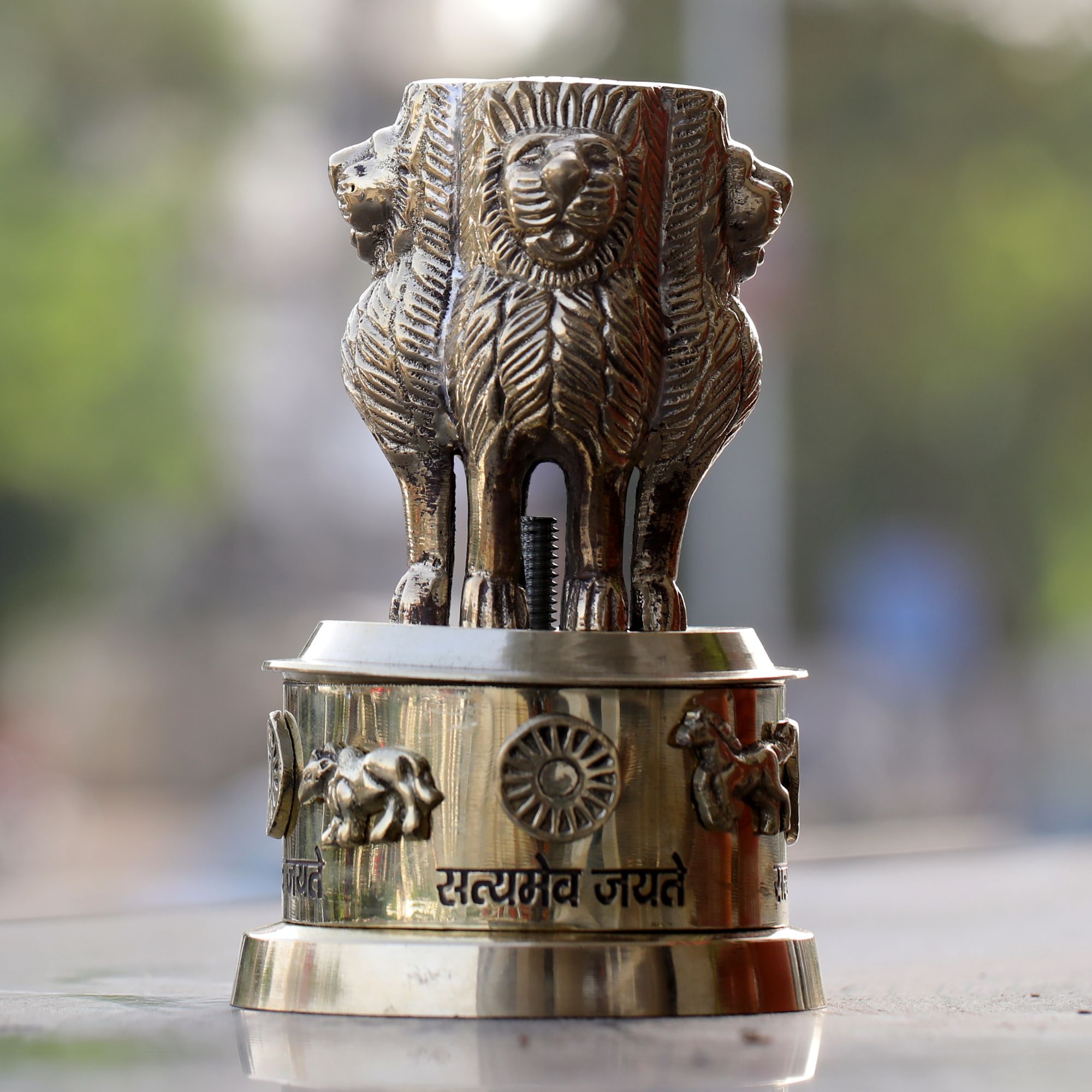 Buy Ashok Stambh Brass For Collectible Handicraft Art By BHARATHAAT Online  In India- Kalarambh By Bharathaat