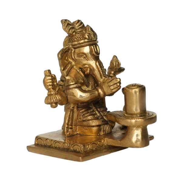 Brass Ganapati Worshipping Shivalinga 3.8 Inch KBH09936