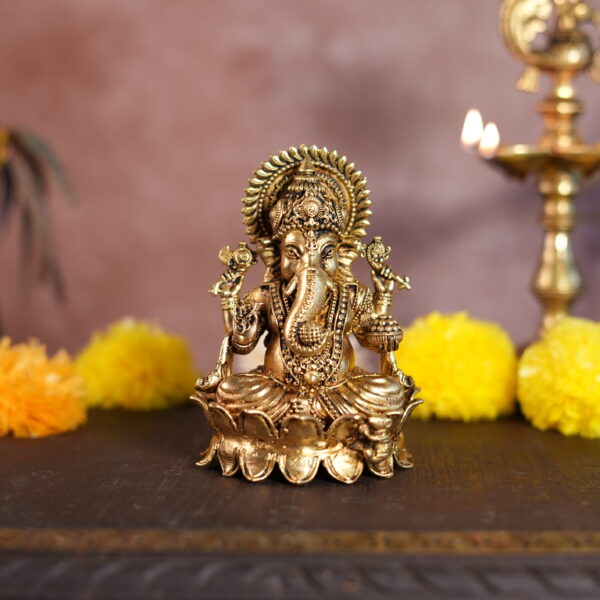 Brass Ganesha 4.6 Inch KBH09728