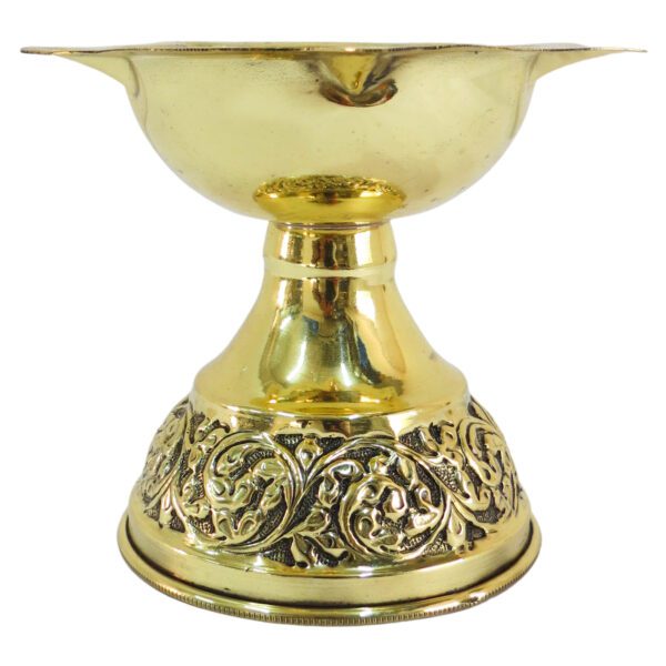 Brass Standing Diya 4.2 Inch KBH09271