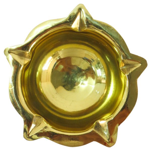 Brass Standing Diya 4.2 Inch KBH09271