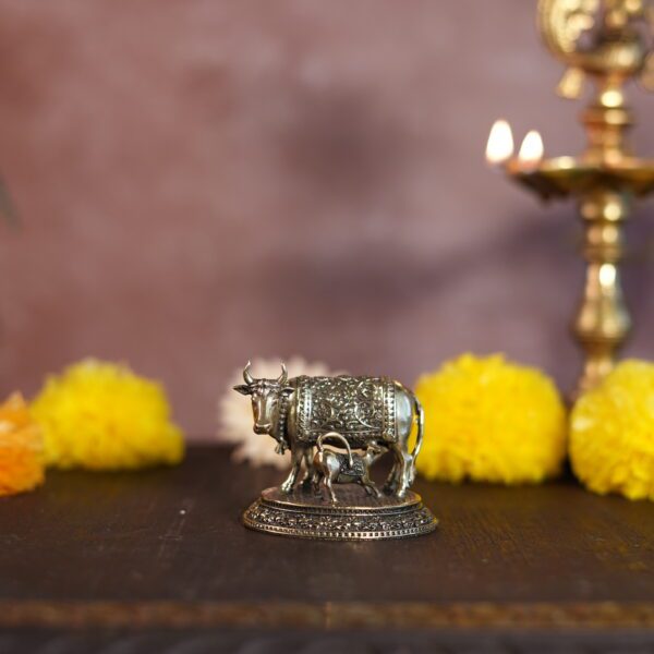 Brass Cow & Calf 1.9 Inch KBH09562