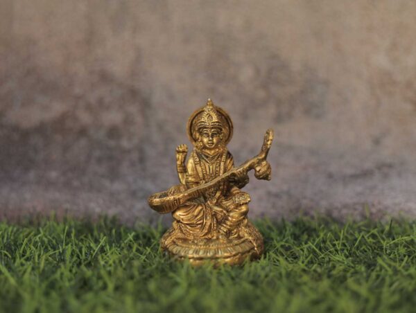 Brass Saraswati 4 Inch KBH09074