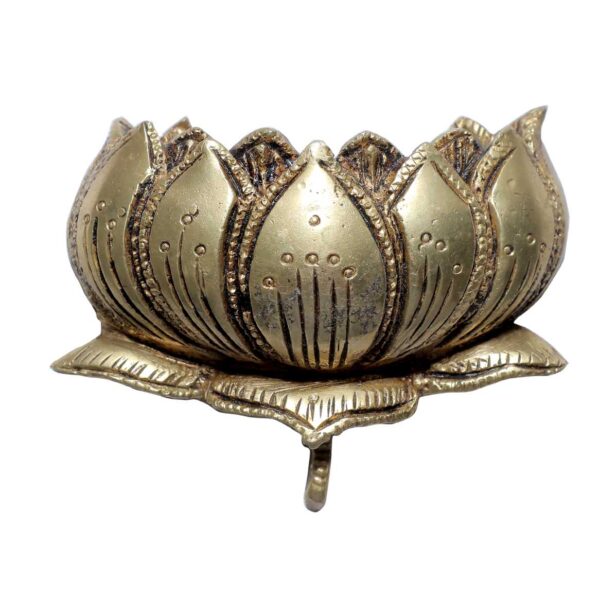 Brass Lotus Wal Hanging 2.8 Inch KBH09225