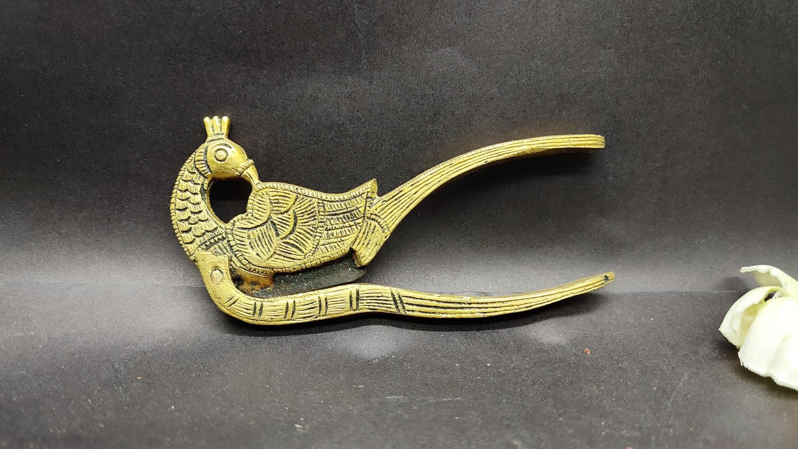 Brass Peacock Sudi 2 Inch BH07432 Brass Peacock Sudi 2 Inch BH07432