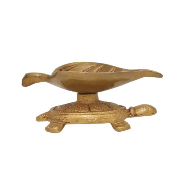 KALARAMBH Brass Tortoise Diya 1.4 Inch, 1 Pcs BH08445