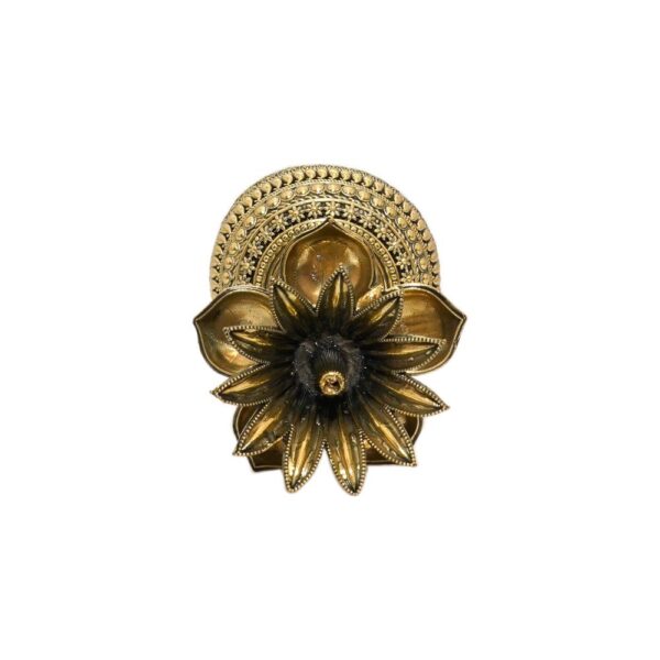 KALARAMBH Brass Flower Diya 6 Inch, 1 Pcs BH10487