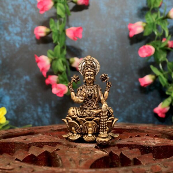 KALARAM BH Brass Lakshmi 3.2 Inch, 1 Pcs BH10702