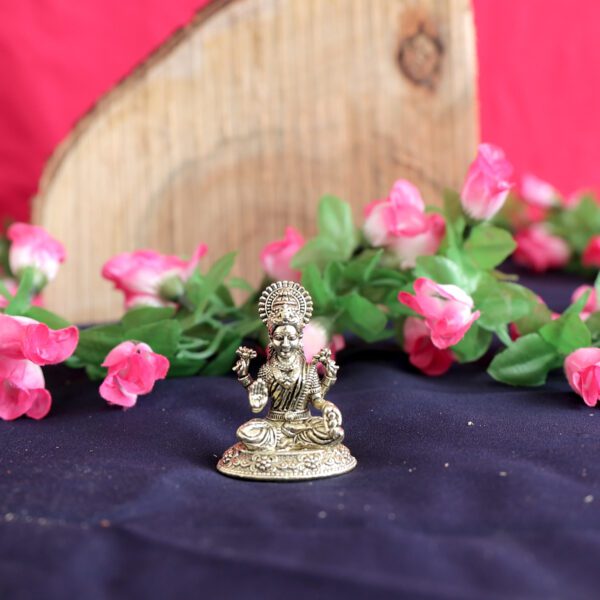 Brass Lakshmi 1.6 Inch KBH10815