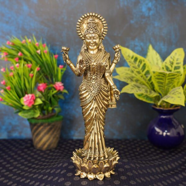 Brass Lakshmi 7.5 Inch KBH10985