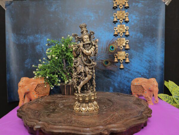 Brass Krishna, 7.6 Inch , KBH11093 , Weight is 405 Gram, 1 Pcs
