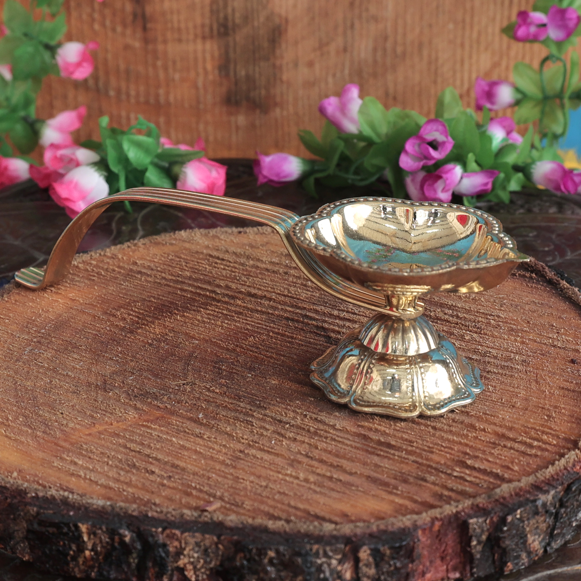 Brass Aarti 2 Inch KBH11553 Brass Aarti 2 Inch KBH11553