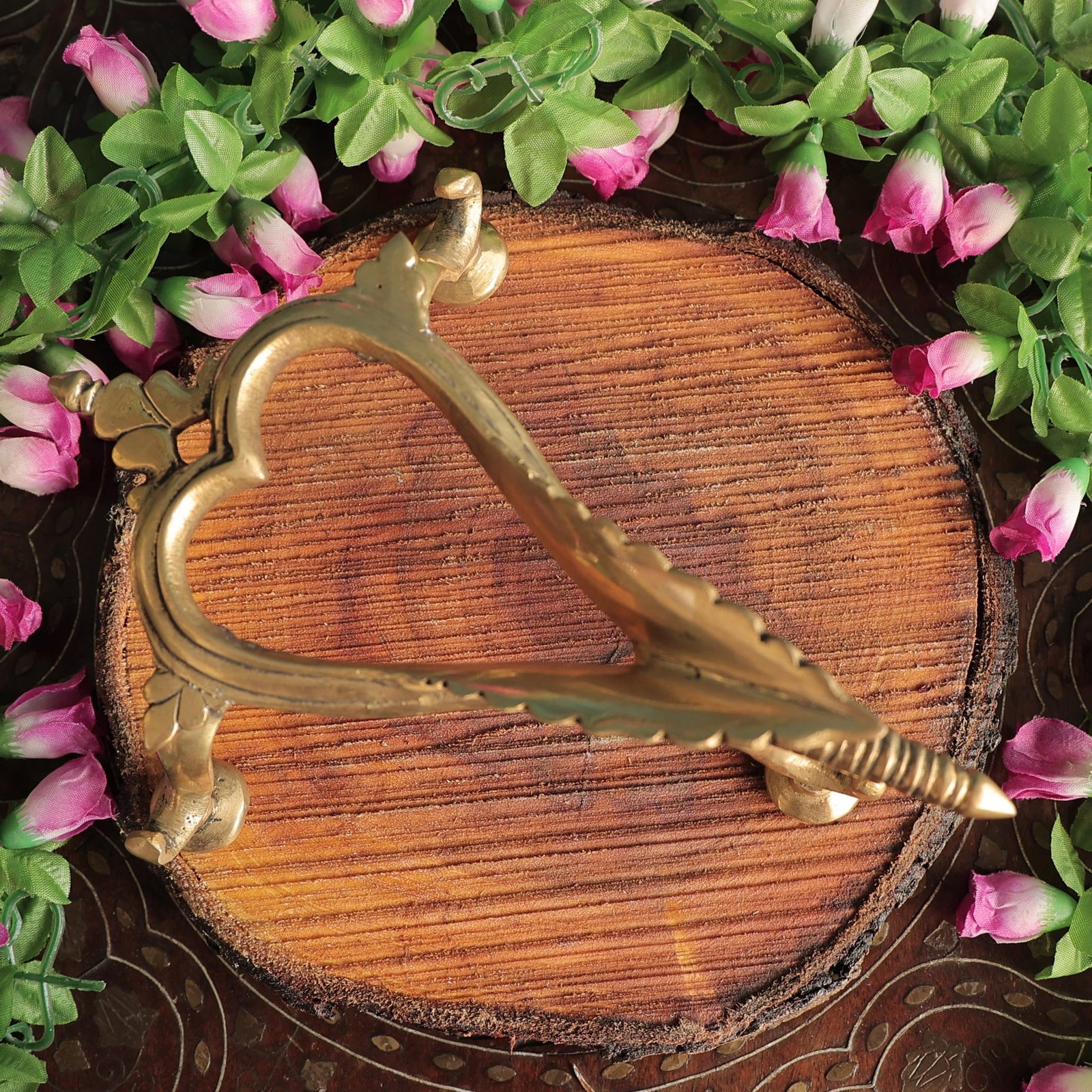 Brass shankh stand 3.2 Inch BH11217 Brass shankh stand 3.2 Inch BH11217