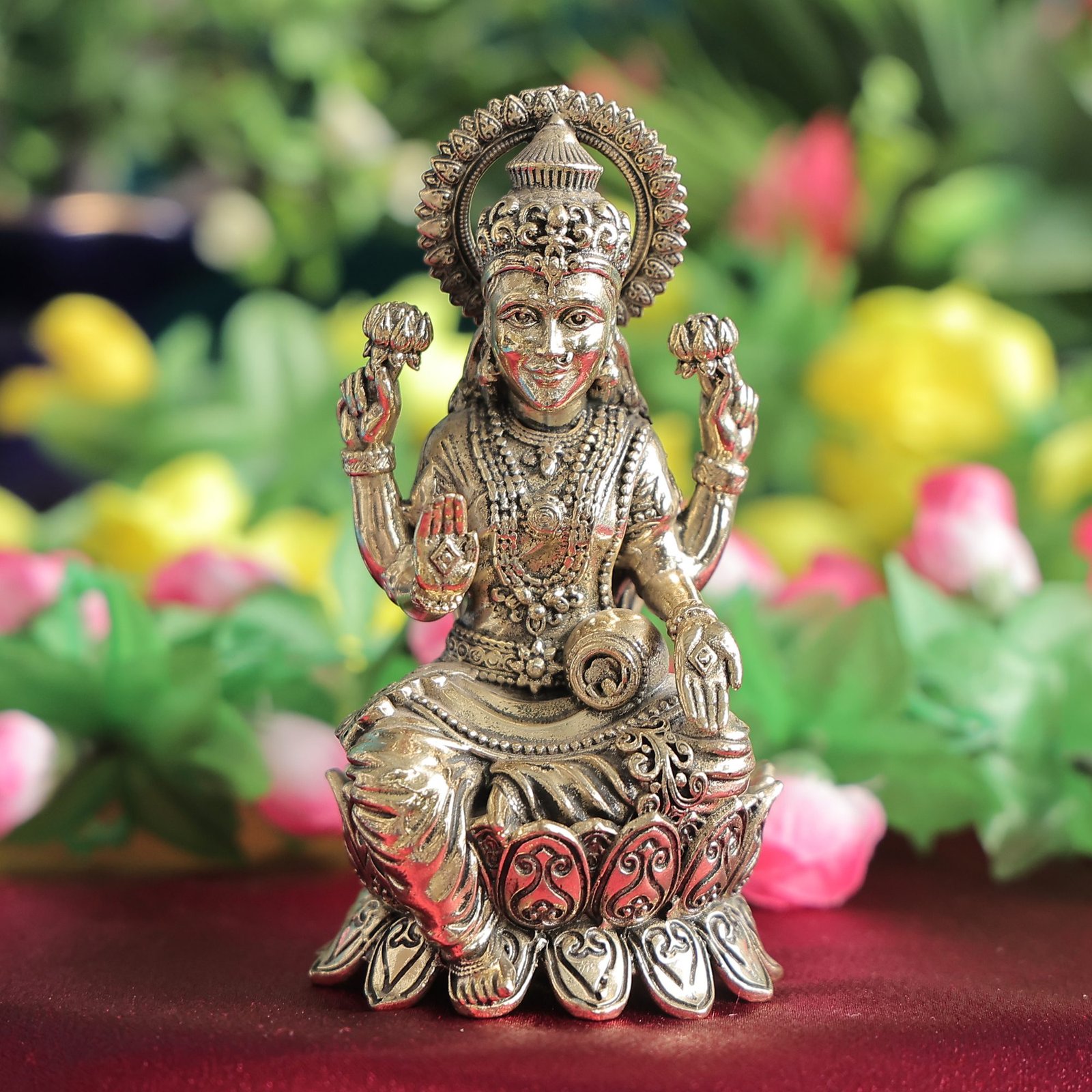 BH09355_N Brass Lakshmi 4 Inch KBH09355