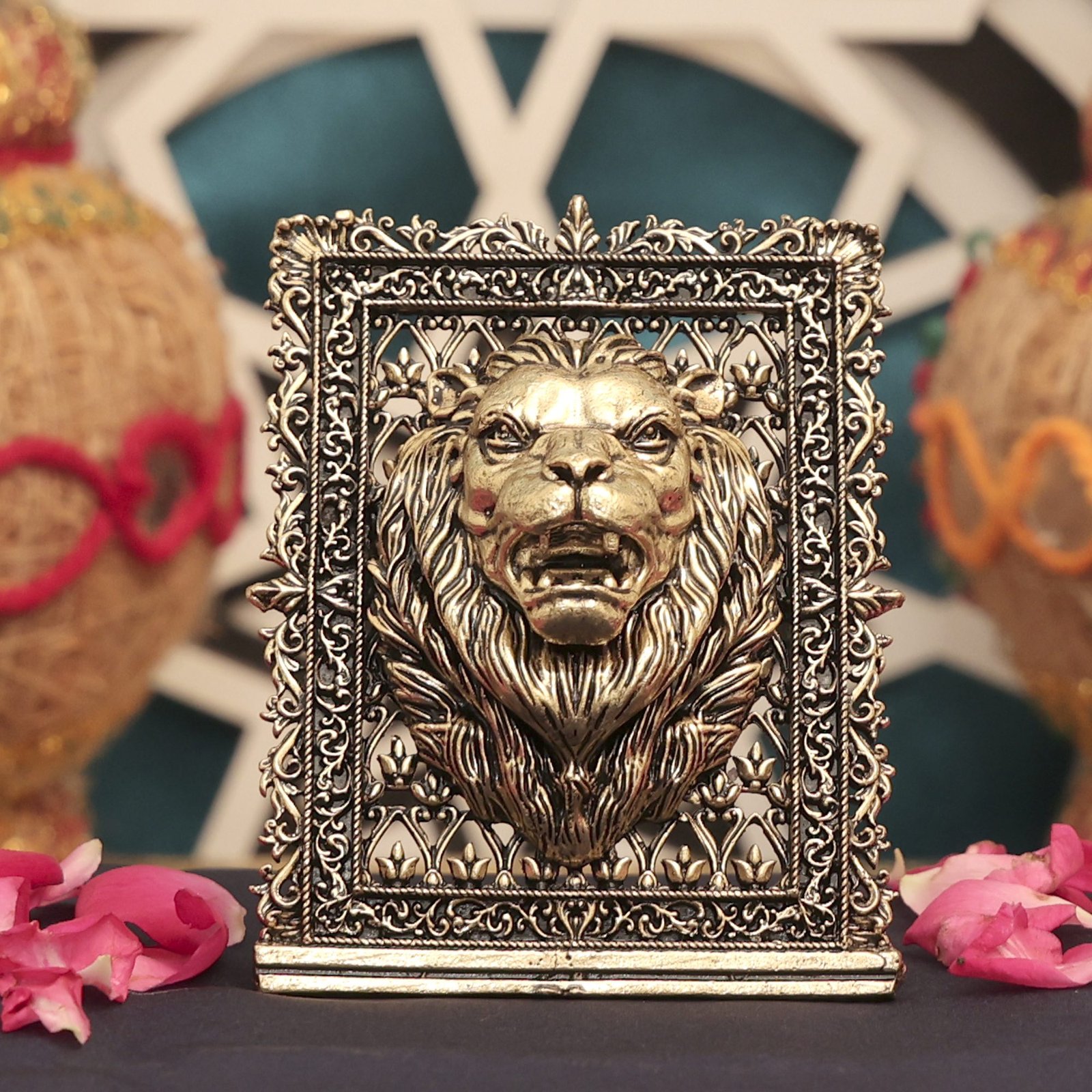 Brass Lion Frame 3 Inch BH12614 Brass Lion Frame 3 Inch BH12614
