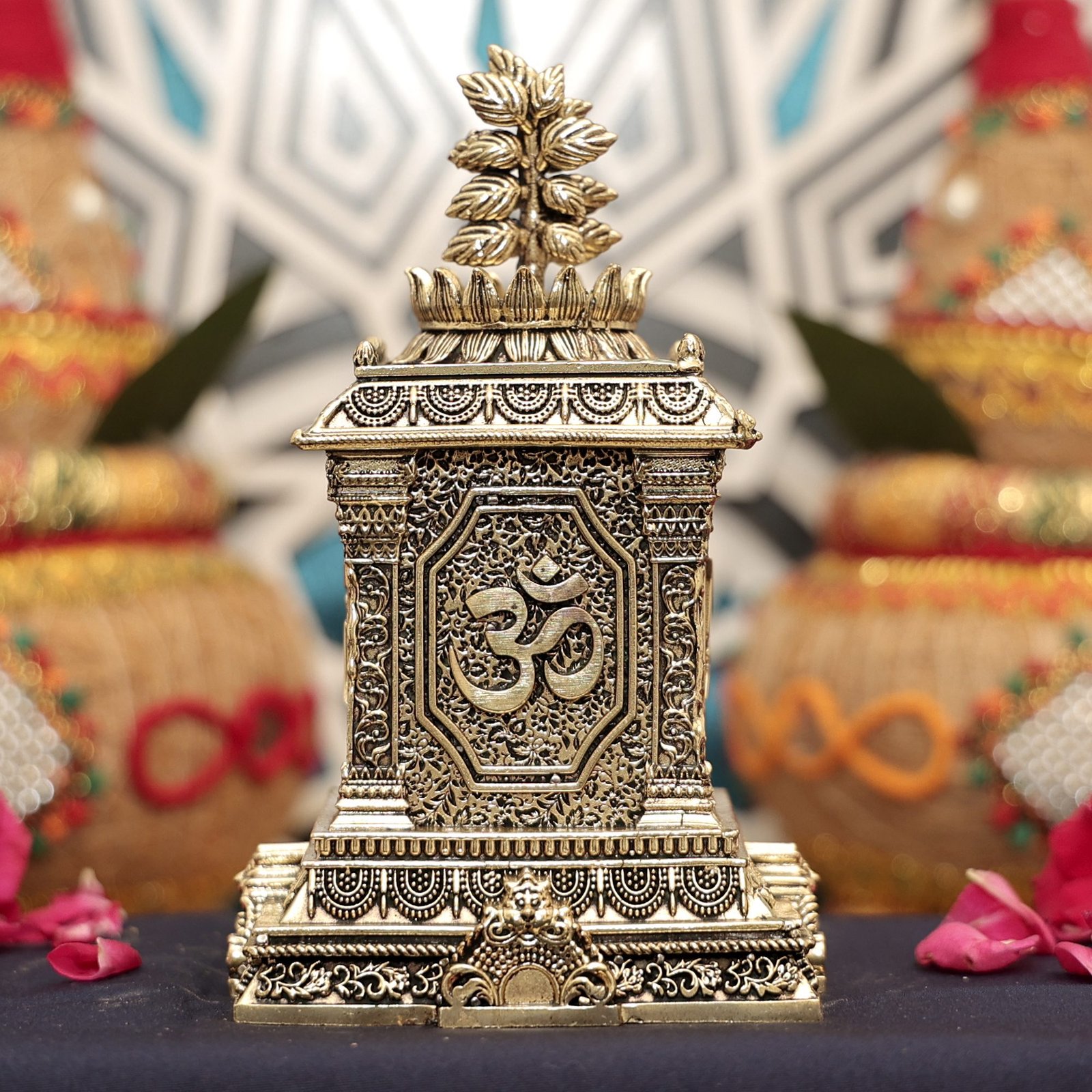 brass Tulsi Kyara 5.2 Inch KBH12558 brass Tulsi Kyara 5.2 Inch KBH12558