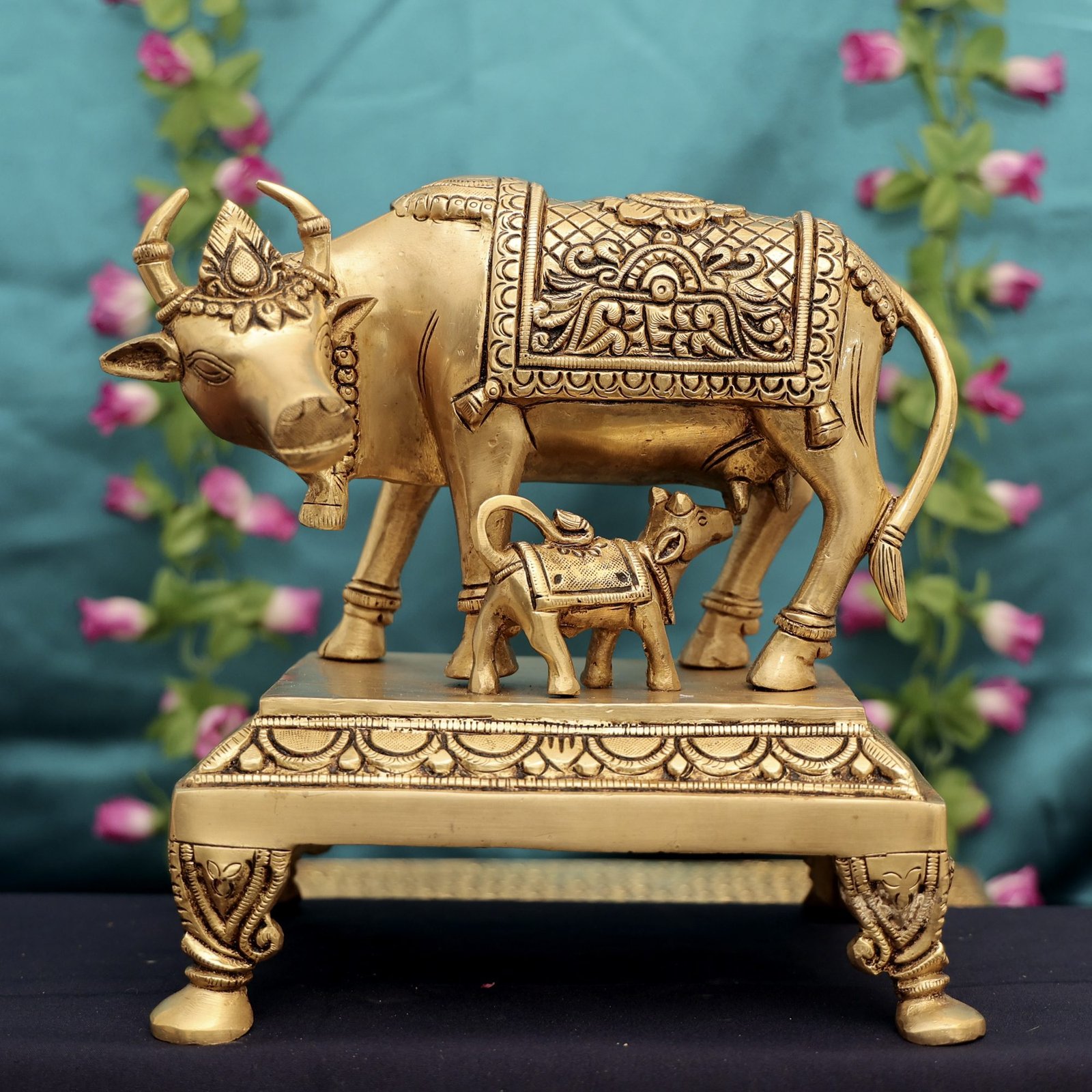 Brass Cow & Calf 8.7 Inch KBH12581 Brass Cow & Calf 8.7 Inch KBH12581